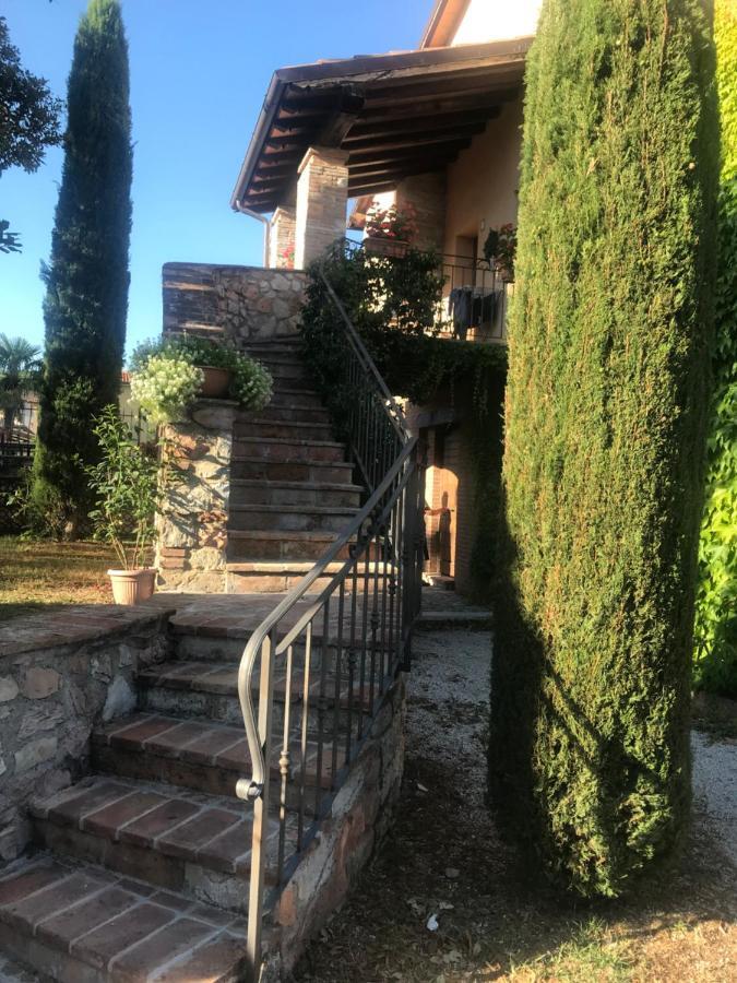 Residenza Le Querce Bilocale Villa Fossato di Vico Eksteriør bilde